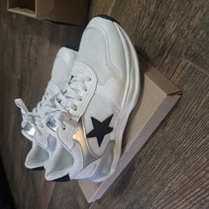 Vintage Havana White and Black Athletic Shoes